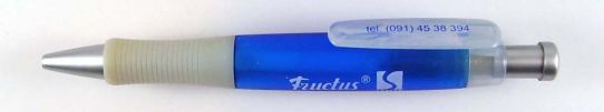 Fructus